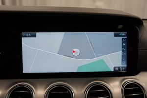 Mercedes E220 bild 18