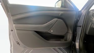 Ford Mustang Mach-E bild 11