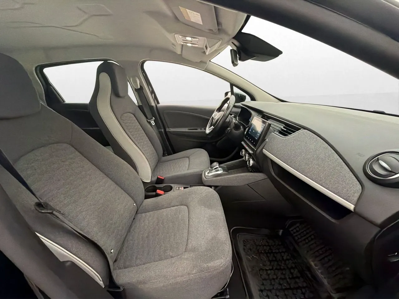 Vehicle image 23