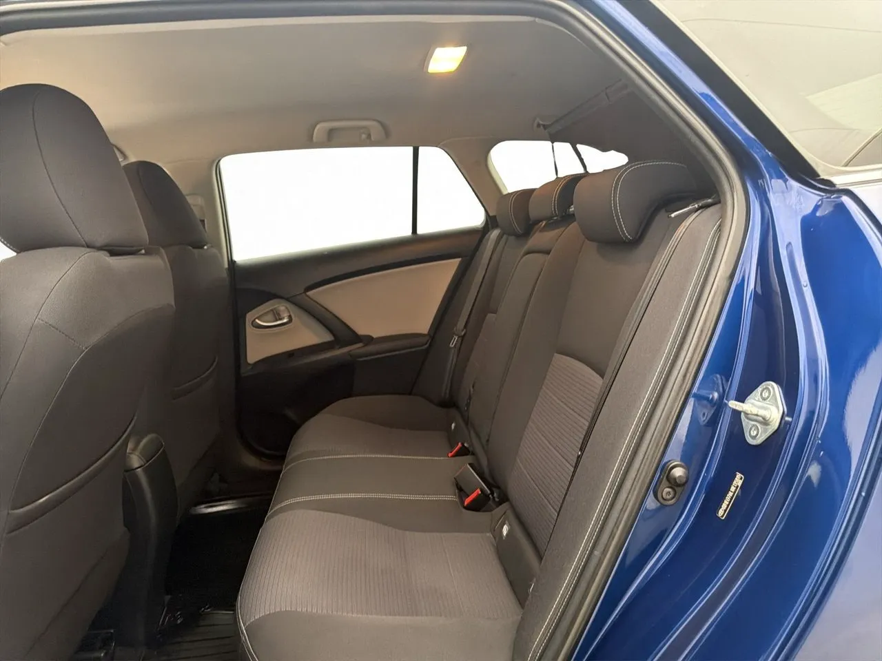 Vehicle image 23