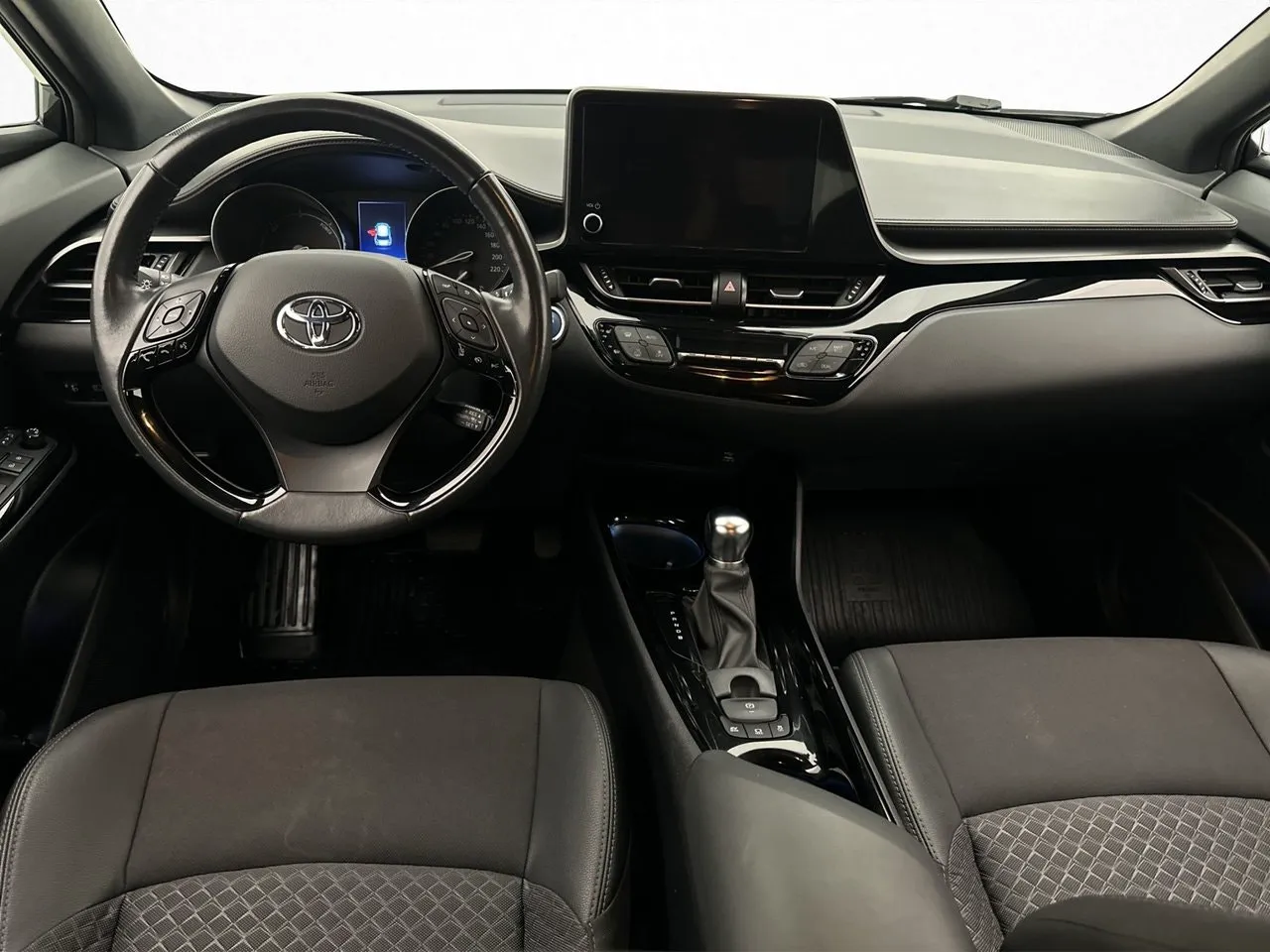 Vehicle image 11