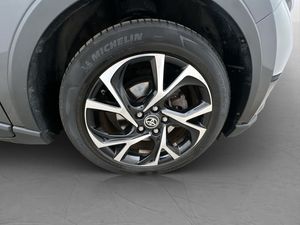 Toyota C-HR bild 30