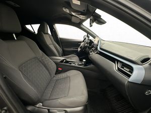 Toyota C-HR bild 24