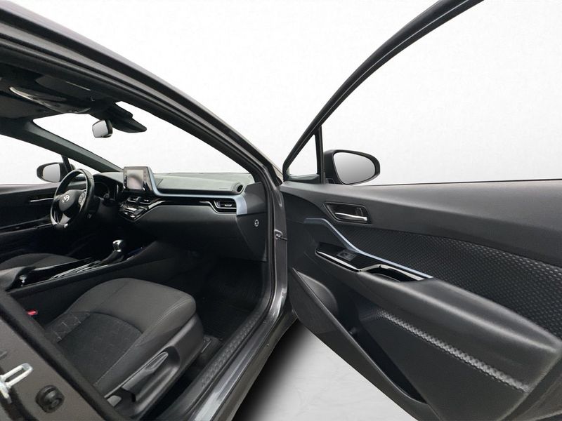 Toyota C-HR bild 25