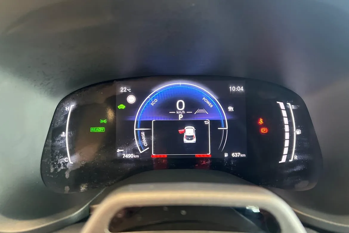 Vehicle image 15