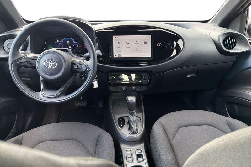 Toyota Aygo X bild 10