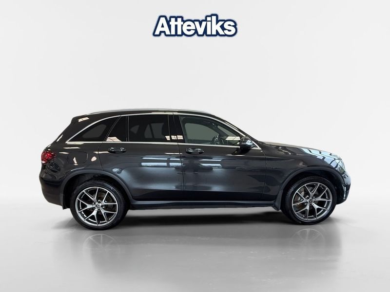 Mercedes GLC300 bild 2