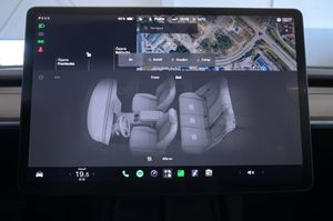 Tesla Model Y bild 16