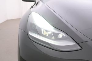 Tesla Model Y bild 26