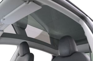 Tesla Model Y bild 20