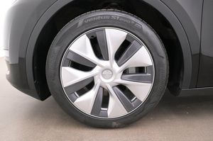 Tesla Model Y bild 27
