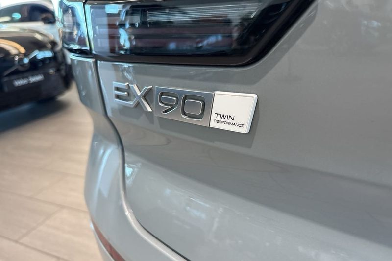 Volvo EX90 bild 13