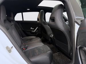Mercedes CLA250 bild 12