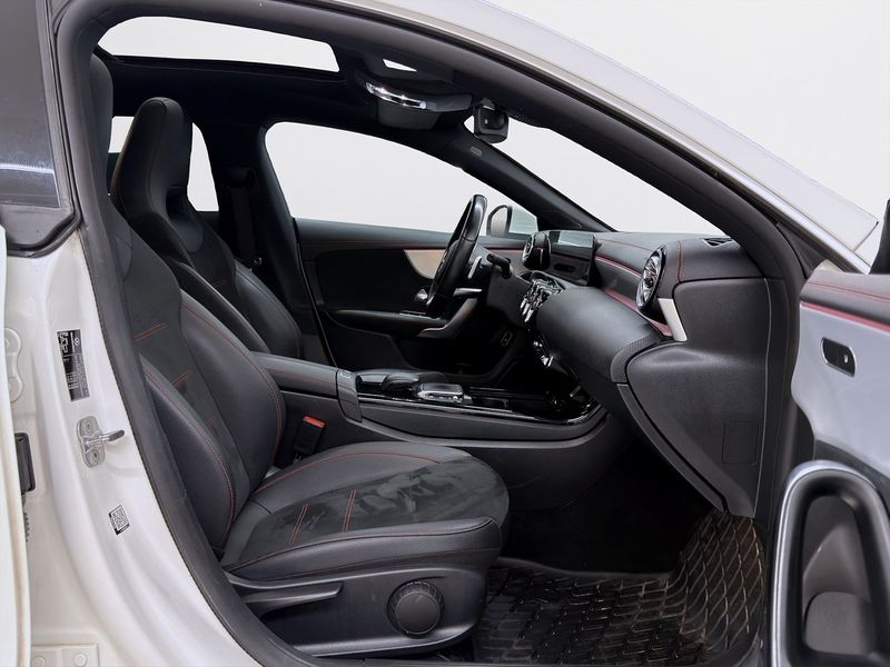 Mercedes CLA250 bild 14