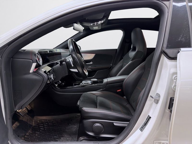 Mercedes CLA250 bild 15