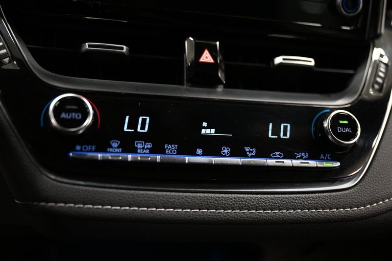 Toyota Corolla bild 18