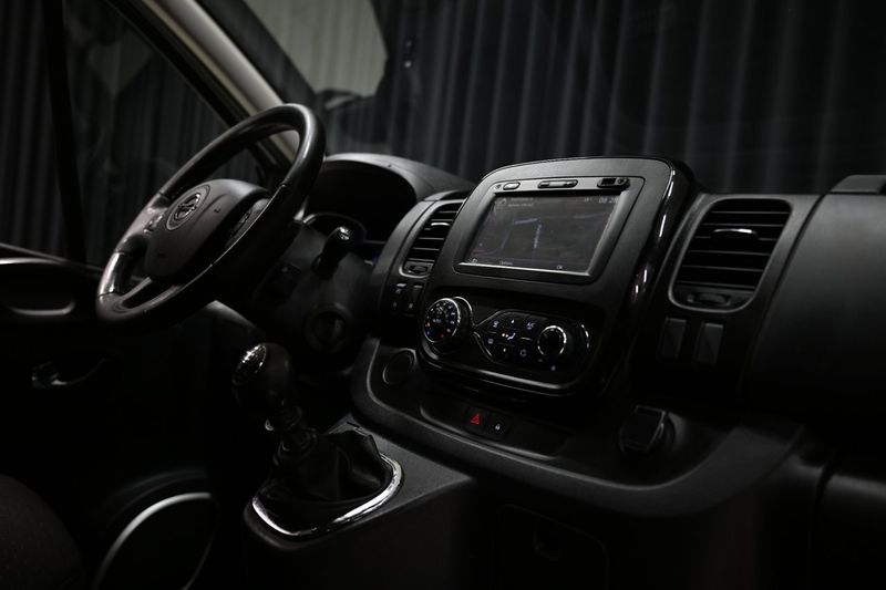 Opel Vivaro bild 22