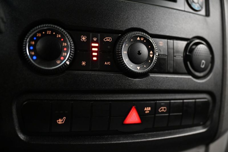 Mercedes Sprinter bild 18
