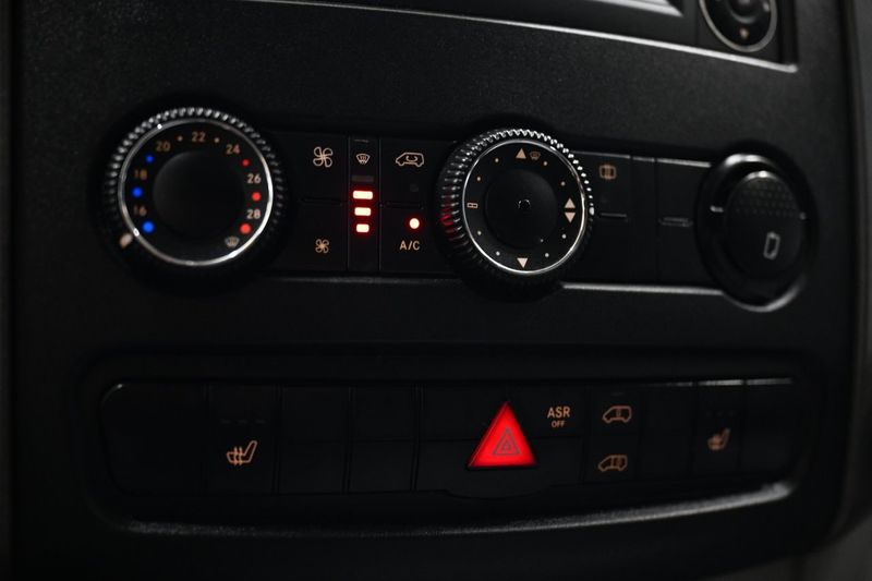 Mercedes Sprinter bild 26