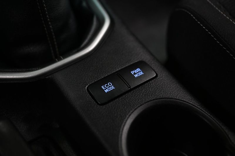 Toyota Hilux bild 24