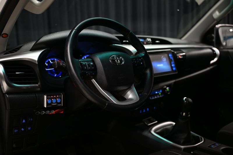 Toyota Hilux bild 17