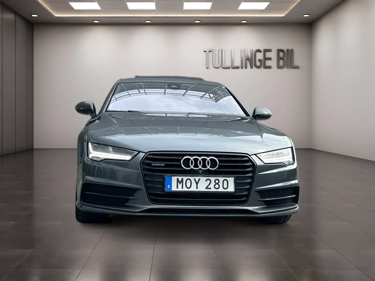 Vehicle image 7