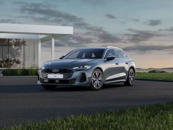 Audi A5 Avant e-hybrid q S tronic S line 299 hk BUSINESS LAGER - 2026