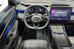 Lynk & Co 08 bild 11