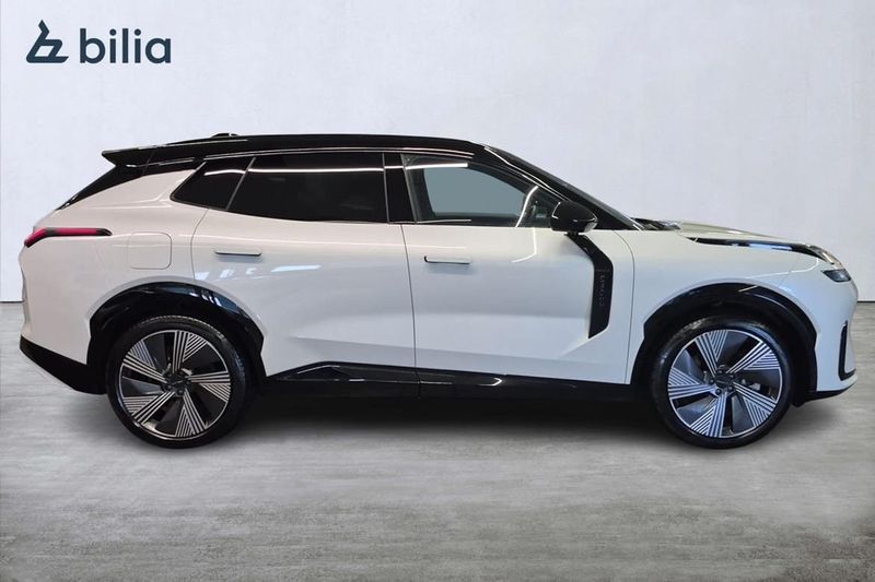 Lynk & Co 08 bild 18