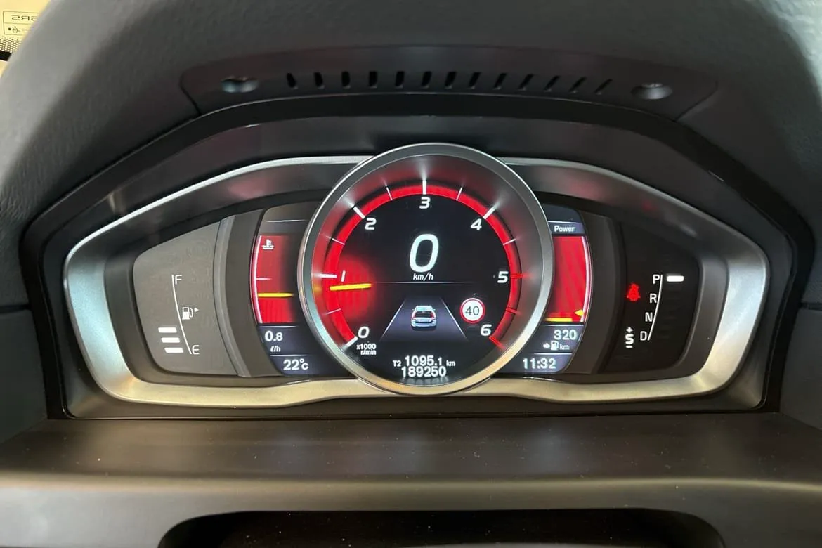 Vehicle image 20