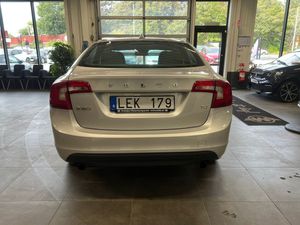 Volvo S60 bild 6