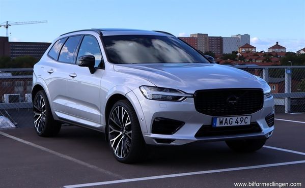Volvo XC60 T8 R Design Panorama Head-Up S/V-hjul - 2020