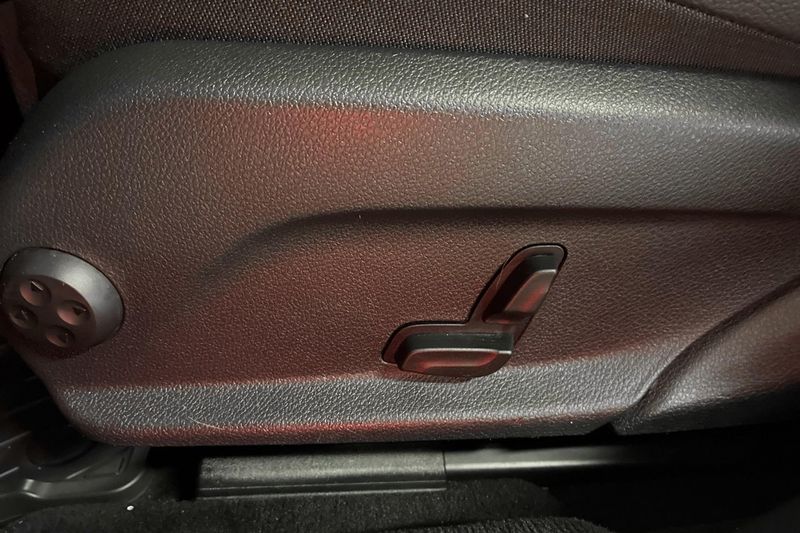 Mercedes E220 bild 26