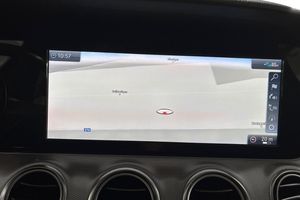Mercedes E220 bild 23