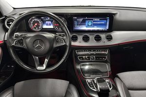 Mercedes E220 bild 12