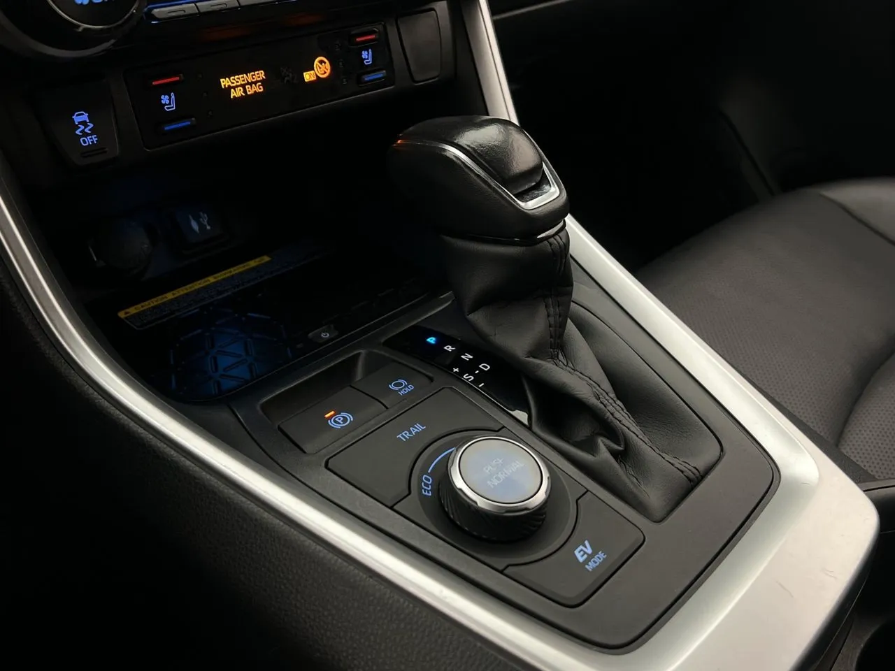 Vehicle image 22