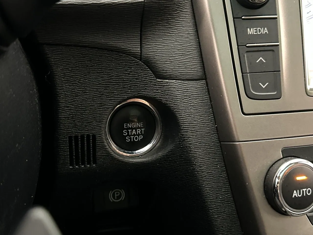 Vehicle image 29