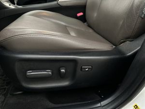 Toyota Avensis bild 13