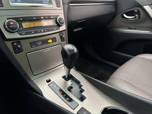 Toyota Avensis bild 27