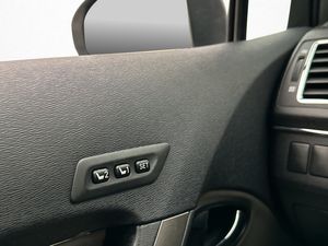 Toyota Avensis bild 14