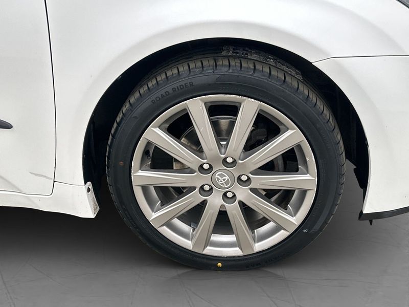 Toyota Avensis bild 10
