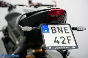 Triumph Street Triple bild 16