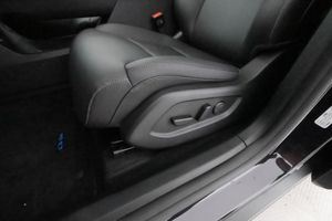 Mazda CX-6e bild 21