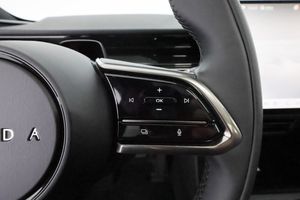 Mazda CX-6e bild 23