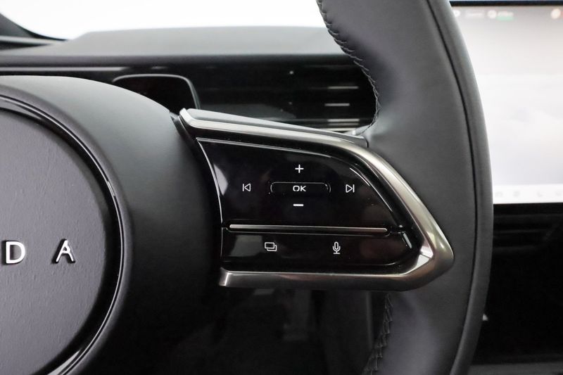 Mazda CX-6e bild 23