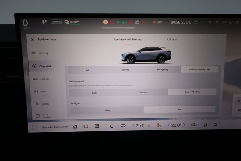 Mazda CX-6e bild 24