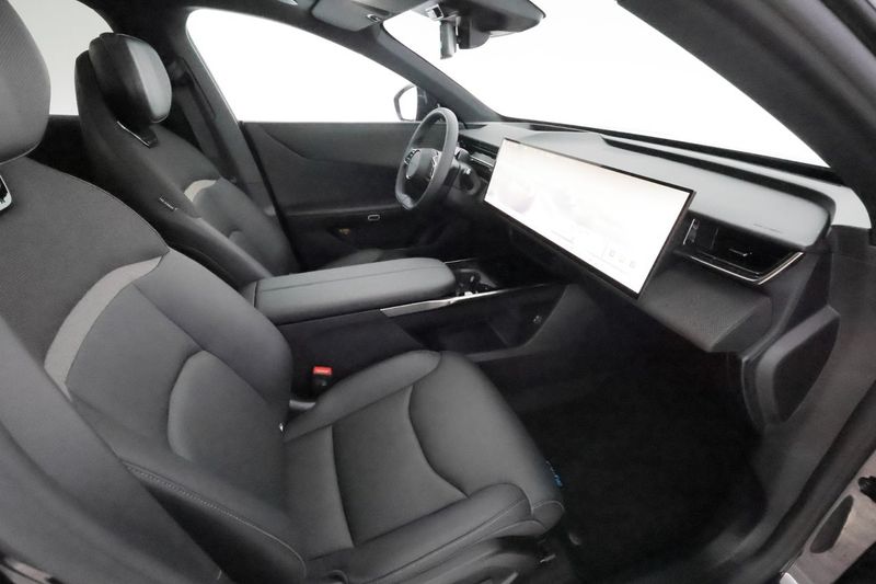 Mazda CX-6e bild 14