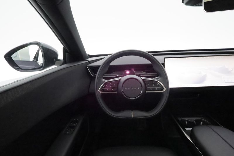 Mazda CX-6e bild 10