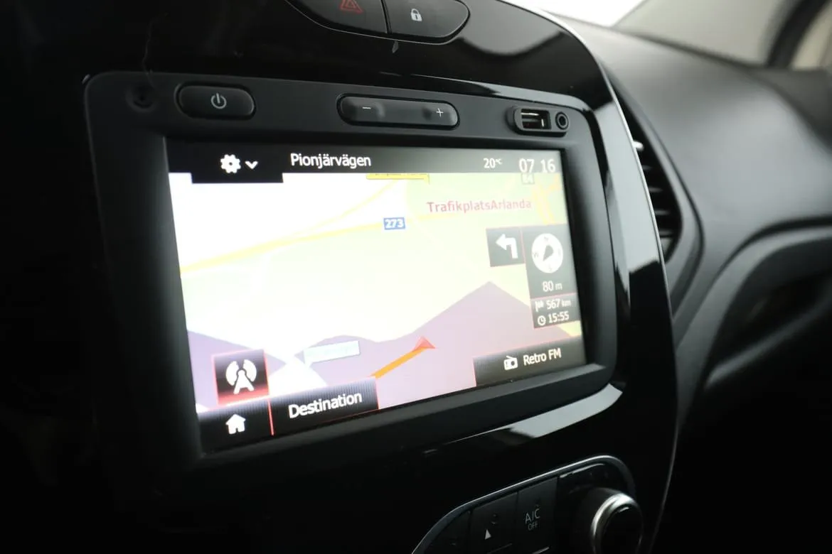 Vehicle image 21