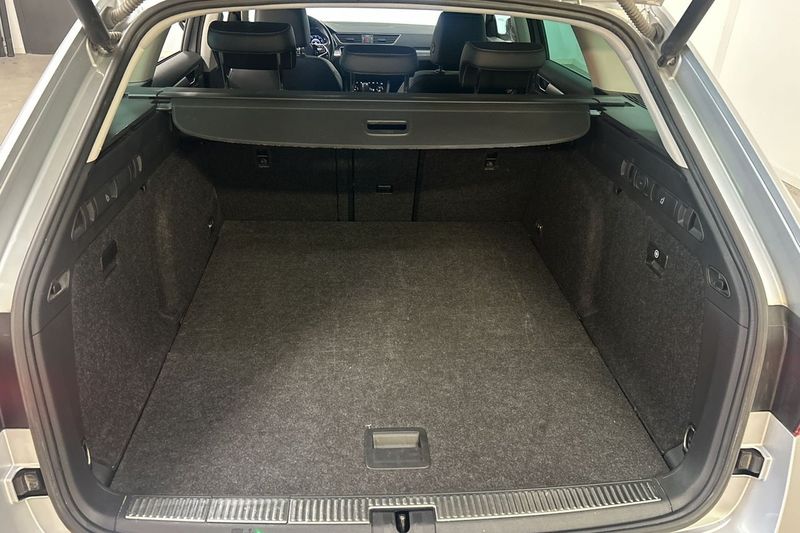 Skoda Superb bild 24